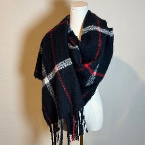 Unbranded Thick Plaid Fringed Scarf/Wrap